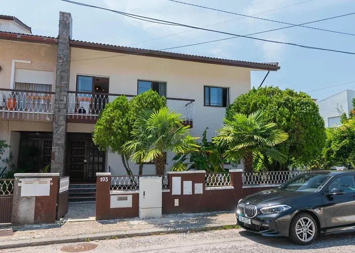 Gasthof 7min To Uni Se-velha - Ac - Work Desk - 300mbs Wifi - 5