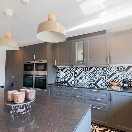 7min To Uni Sé-velha - Ac - Work Desk - 300mbs Wifi - 5 Coïmbre