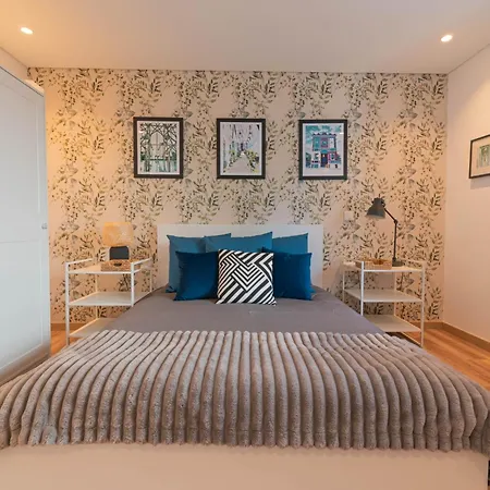 7min To Uni Sé-velha - Ac - Bbq&gym - Work Desk - 300mbs Wifi - 5 Pensión 4*