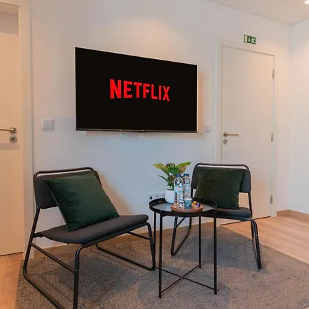 Pensión 7min To Uni Sé-velha - Ac - Bbq&gym - Work Desk - 300mbs Wifi - 5 4*