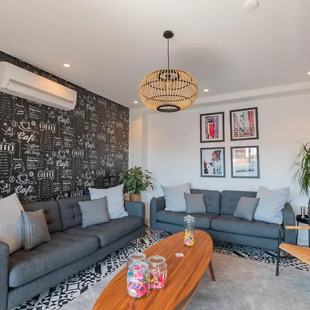 Maison d'hôtes 7min To Uni Sé-velha - Ac - Work Desk - 300mbs Wifi - 5 4*